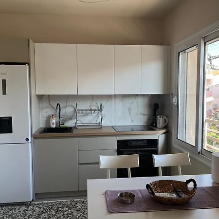 Mz Apartment Néa Péramos Bagian luar foto