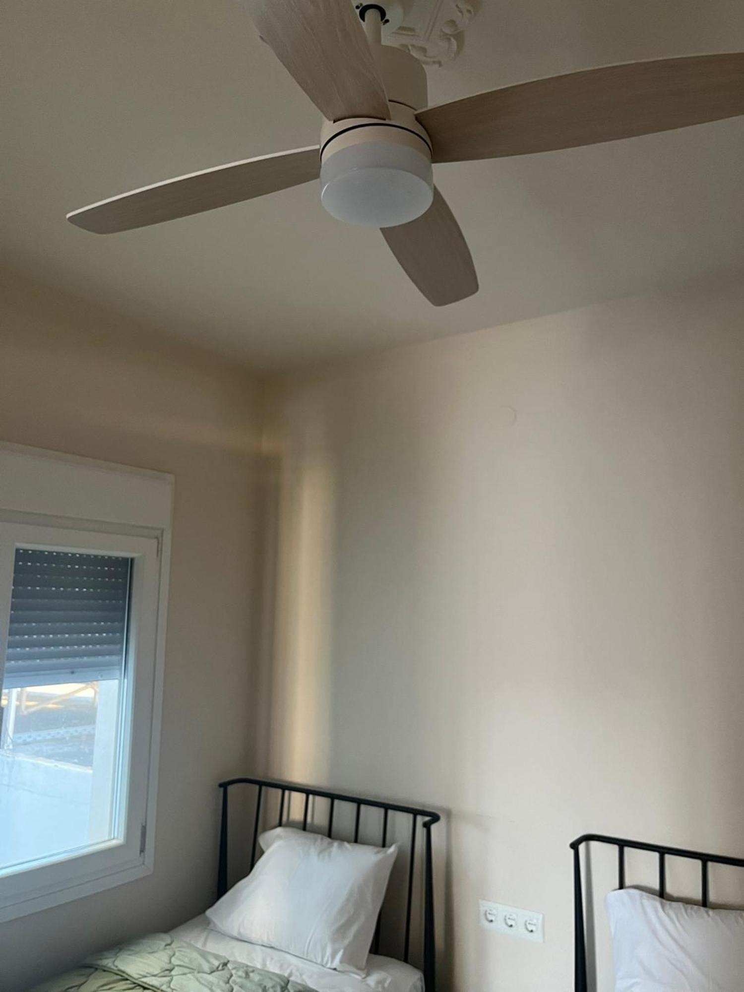 Mz Apartment Néa Péramos Bagian luar foto