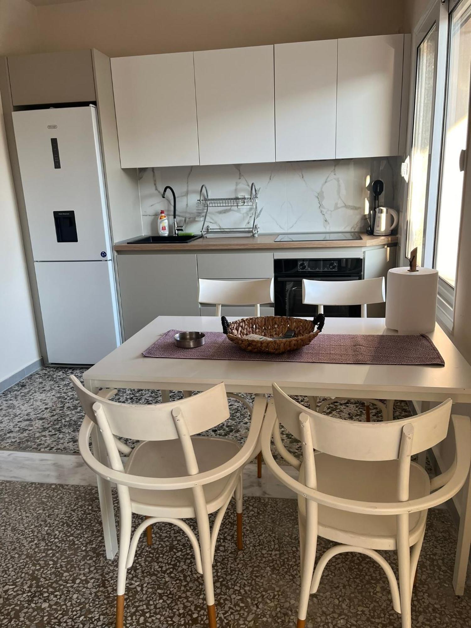 Mz Apartment Néa Péramos Bagian luar foto